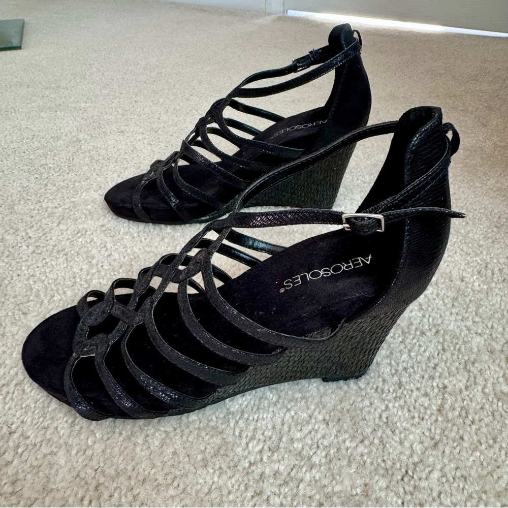 $115 Aerosoles “Great Plush” Strappy Metallic Wedge Platform Heel Sandle Black 9 - Picture 5 of 9